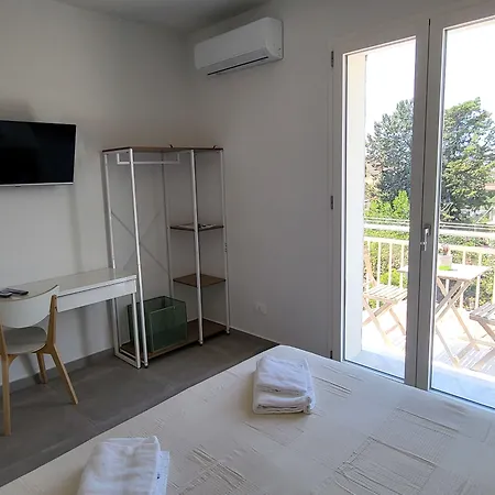 Affittacamere Casa Villaggio Pirandello
