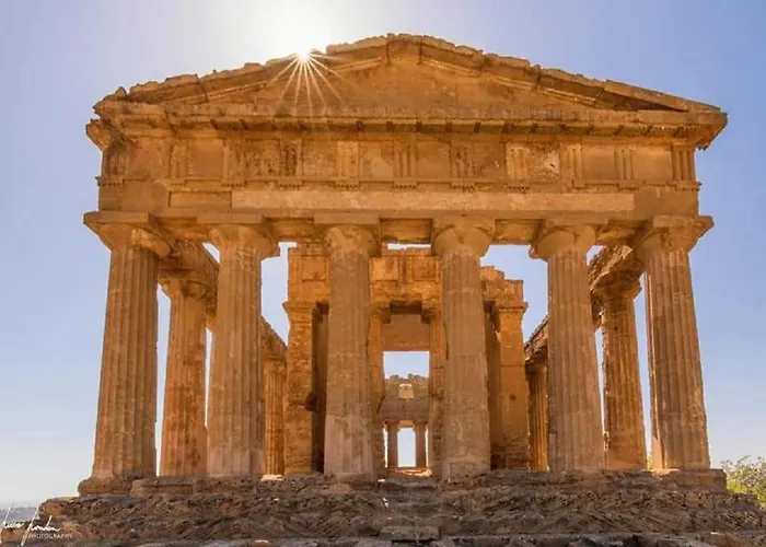 Casa Villaggio Pirandello Гостевой дом *