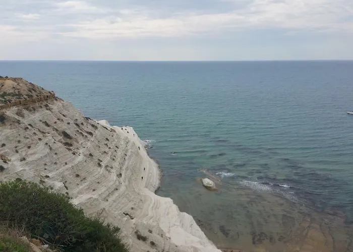 Affittacamere Casa Villaggio Pirandello *